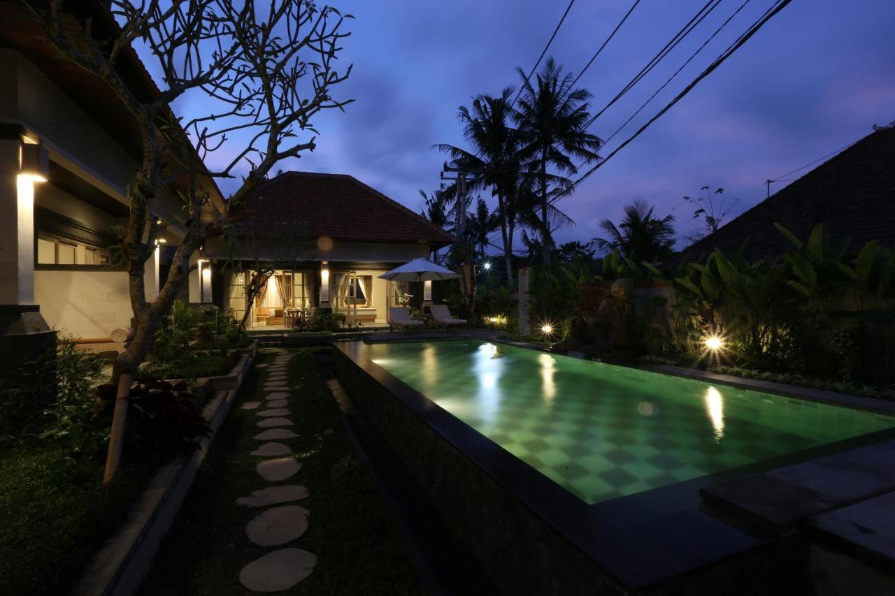 Uma Dhari Villa By Prasi Ubud Extérieur photo