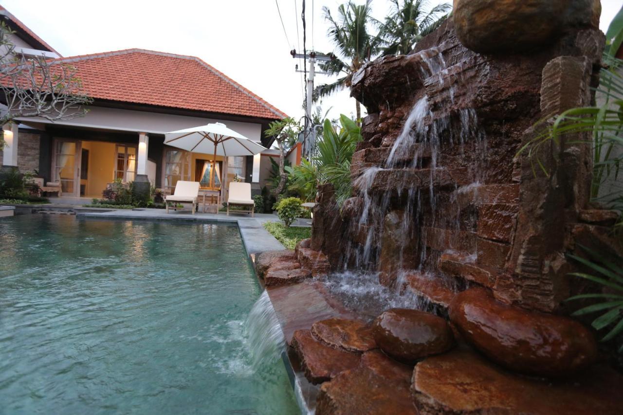 Uma Dhari Villa By Prasi Ubud Extérieur photo