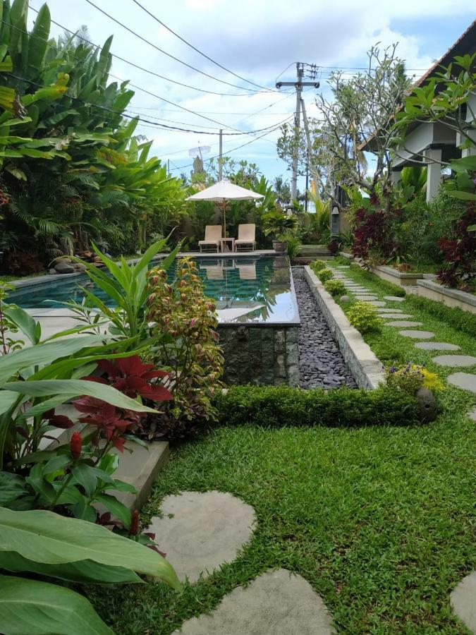 Uma Dhari Villa By Prasi Ubud Extérieur photo